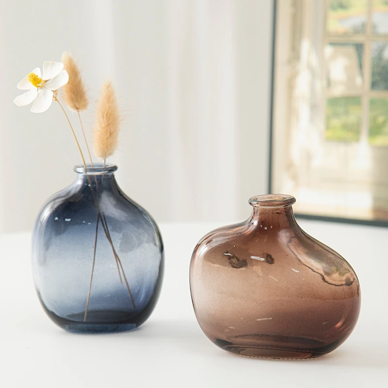 Retro Bud Vase - Image 13
