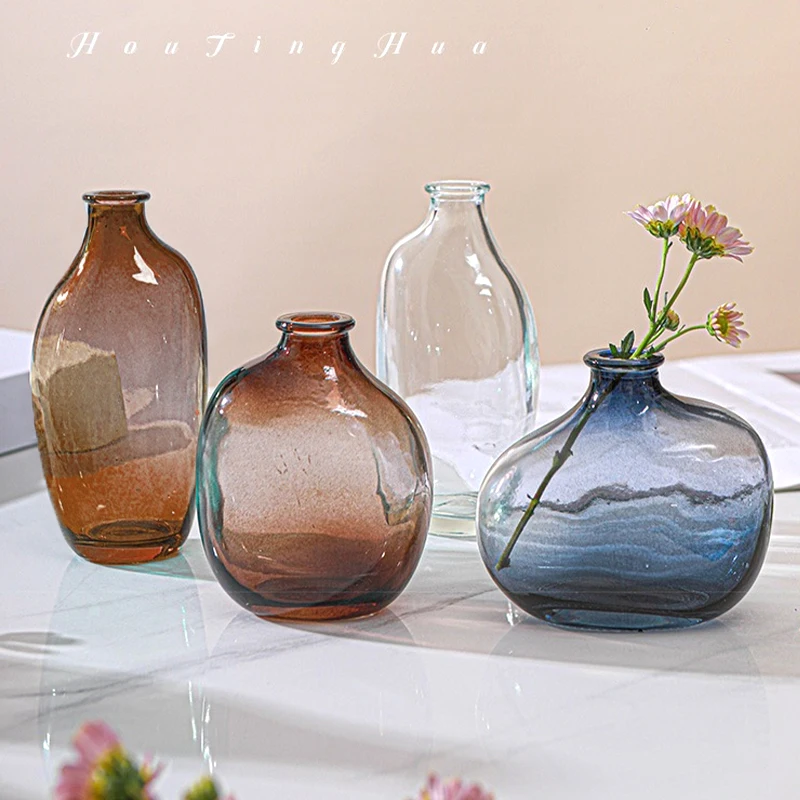 Retro Bud Vase - Image 2