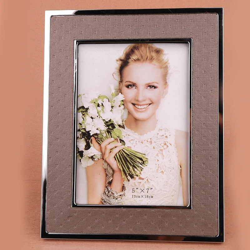 Family Portrait Frame - Image 14