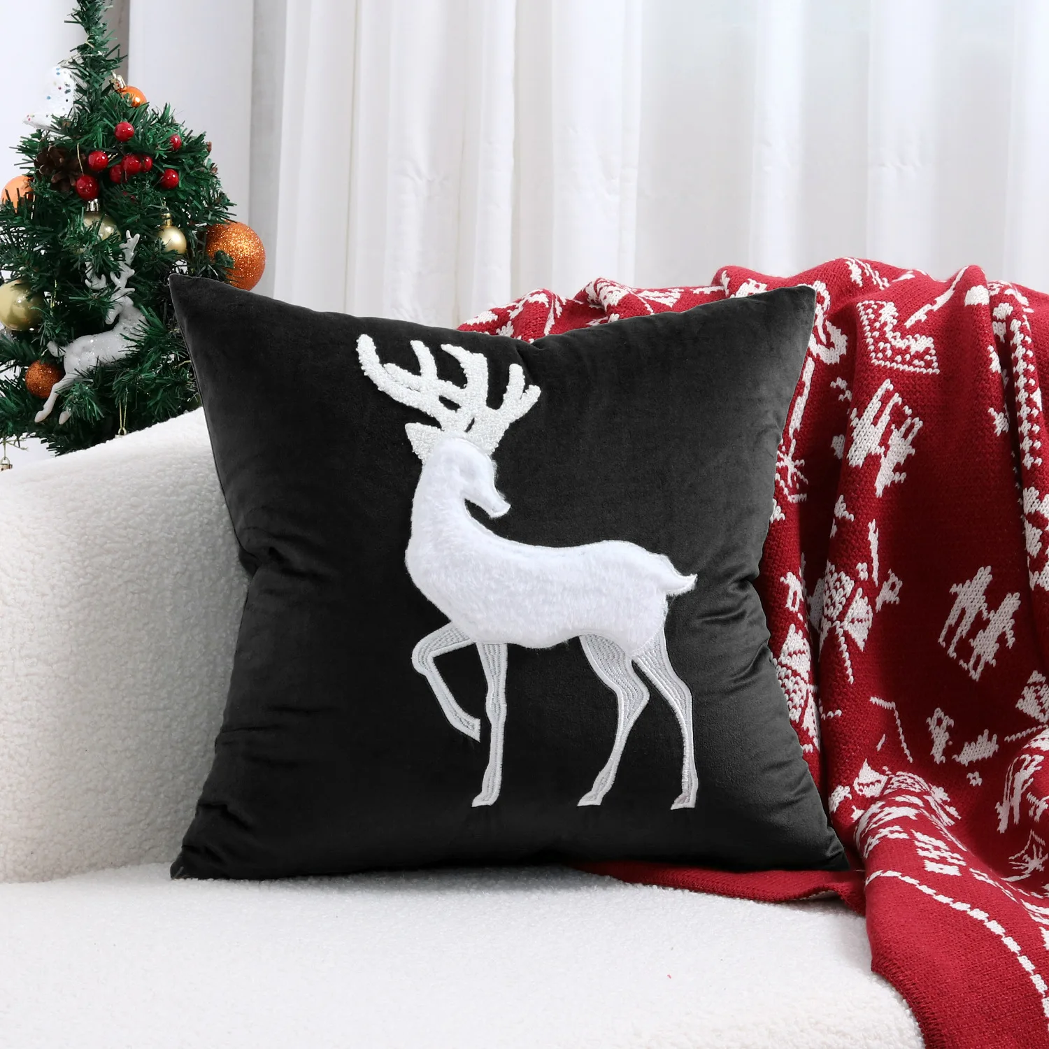 Christmas Elk Cushion - Image 9