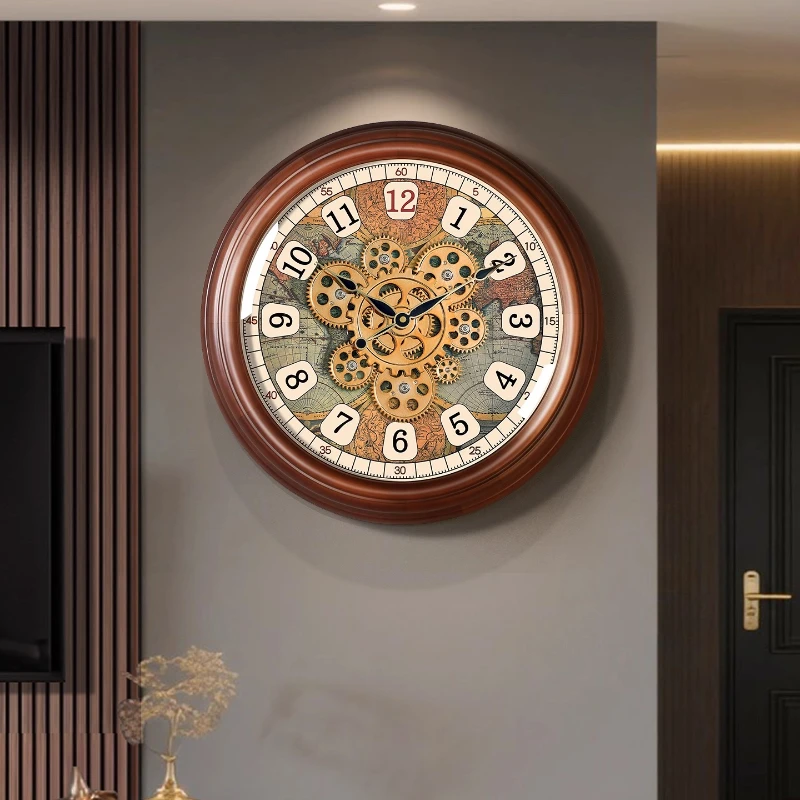 Retro Wood Clock - Image 2