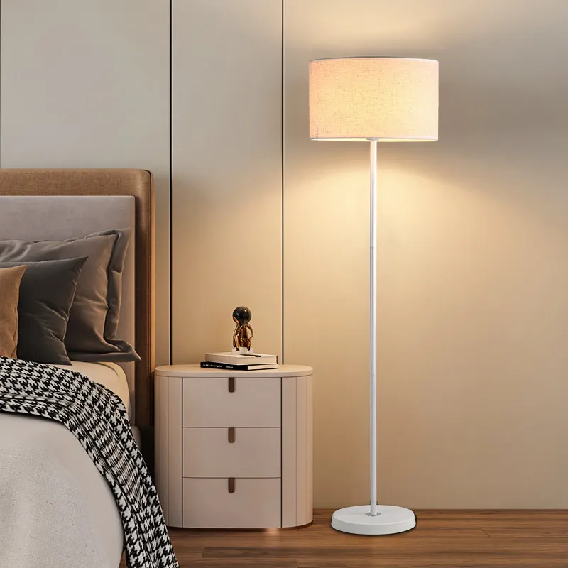 Vertical LED Lamp - Image 7