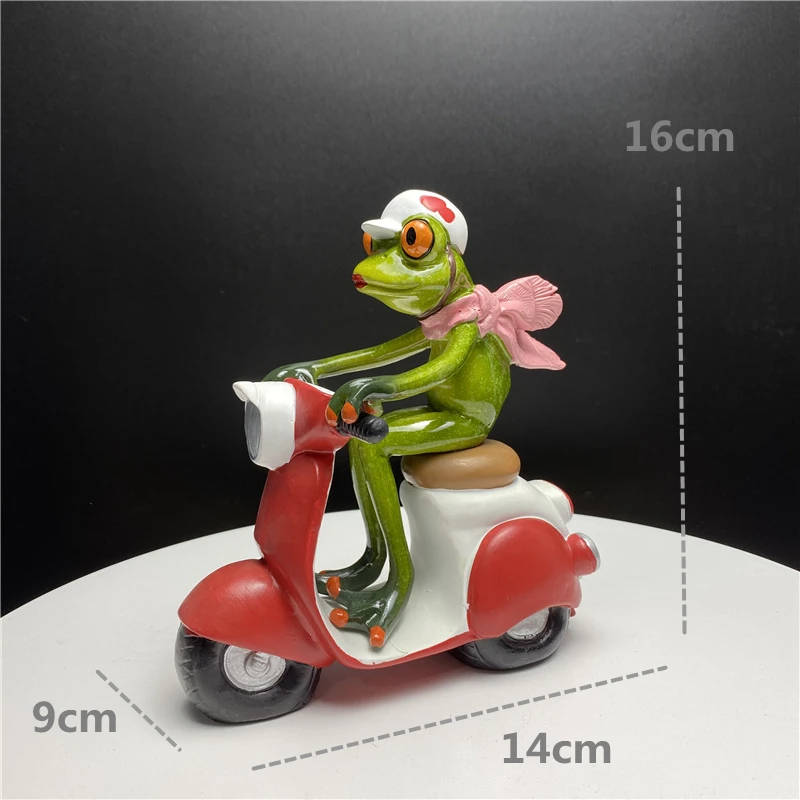 Leggy Frog Figurine - Image 10
