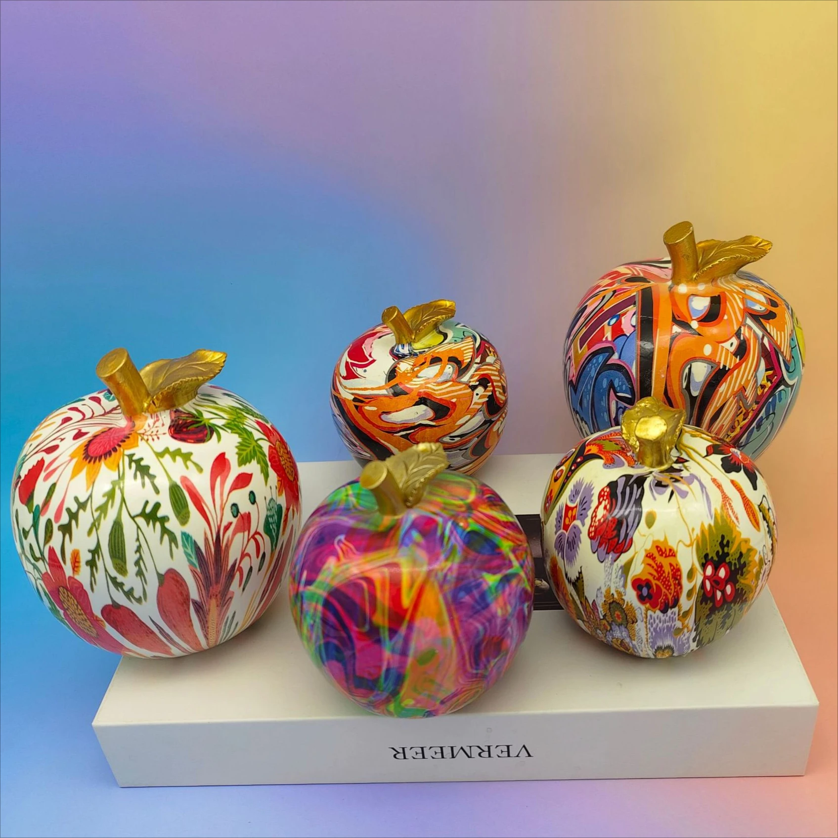 Graffiti Apple Statue - Image 2