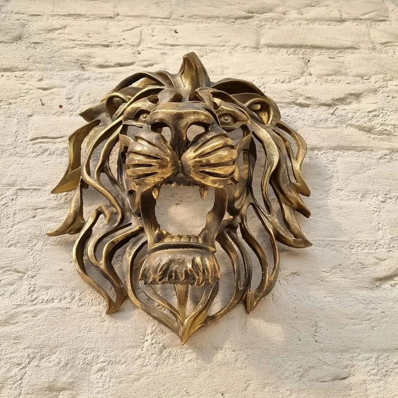 Lion Head Sculpture - Image 3