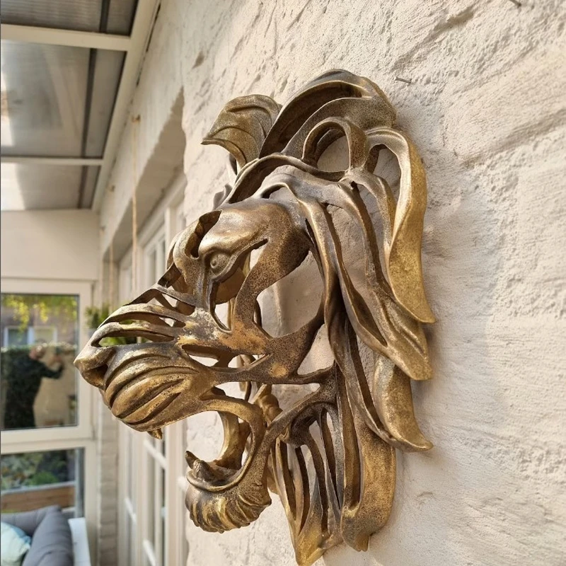 Lion Head Sculpture - Image 2