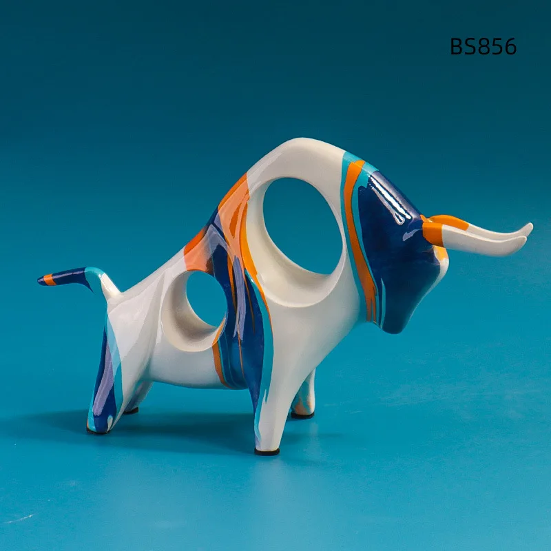 Graffiti Bull Statue - Image 8